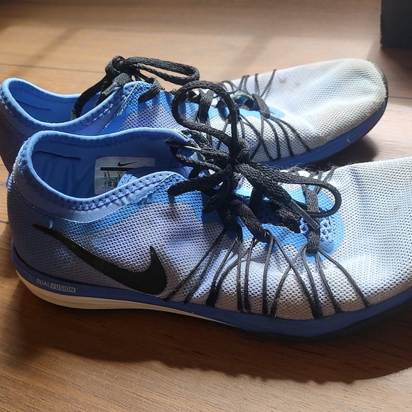 BOGO Nike running shoes - Picture 7 of 7